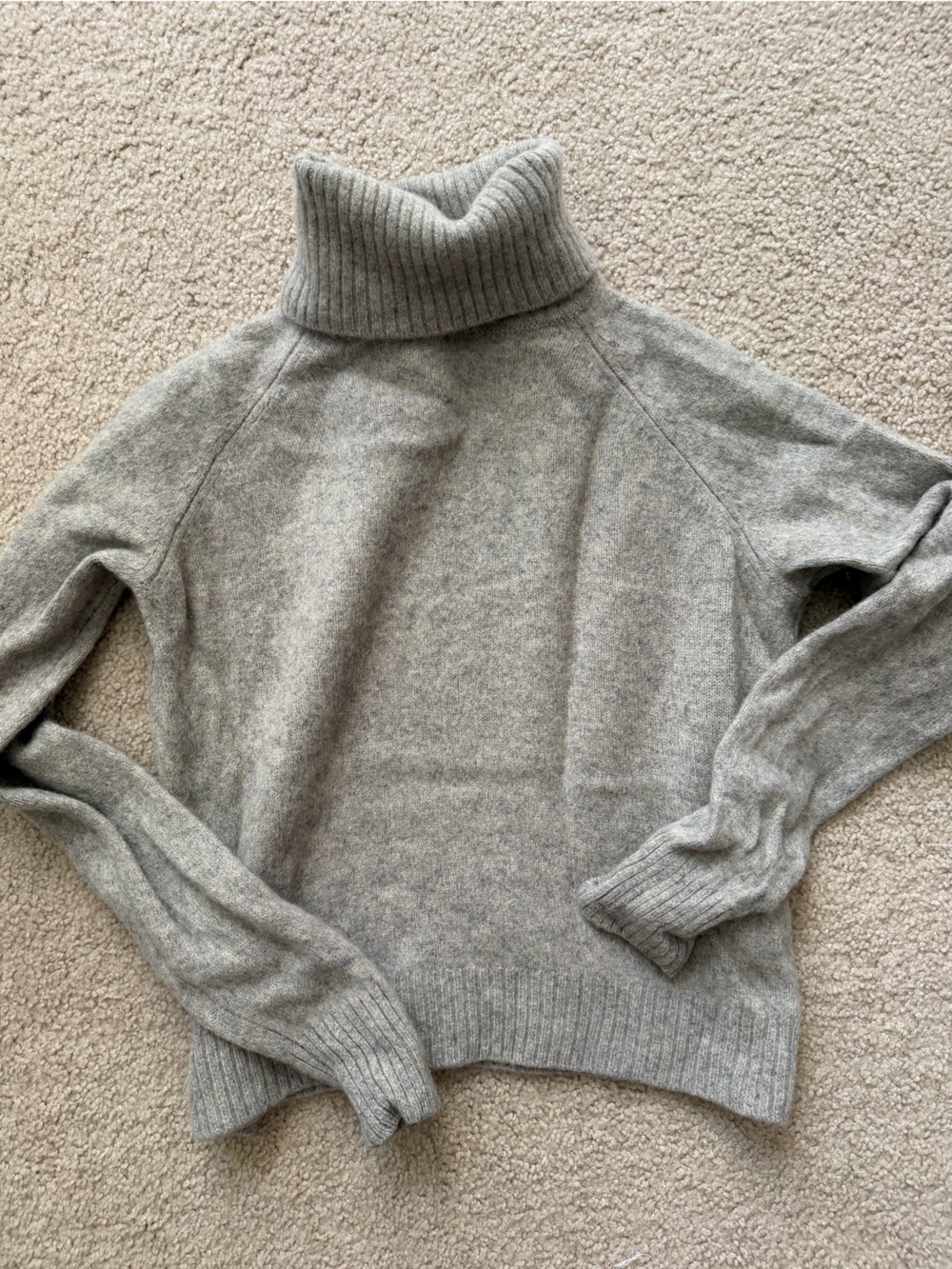 Quince Merrino Wool Women's Gray Turtleneck Sweater